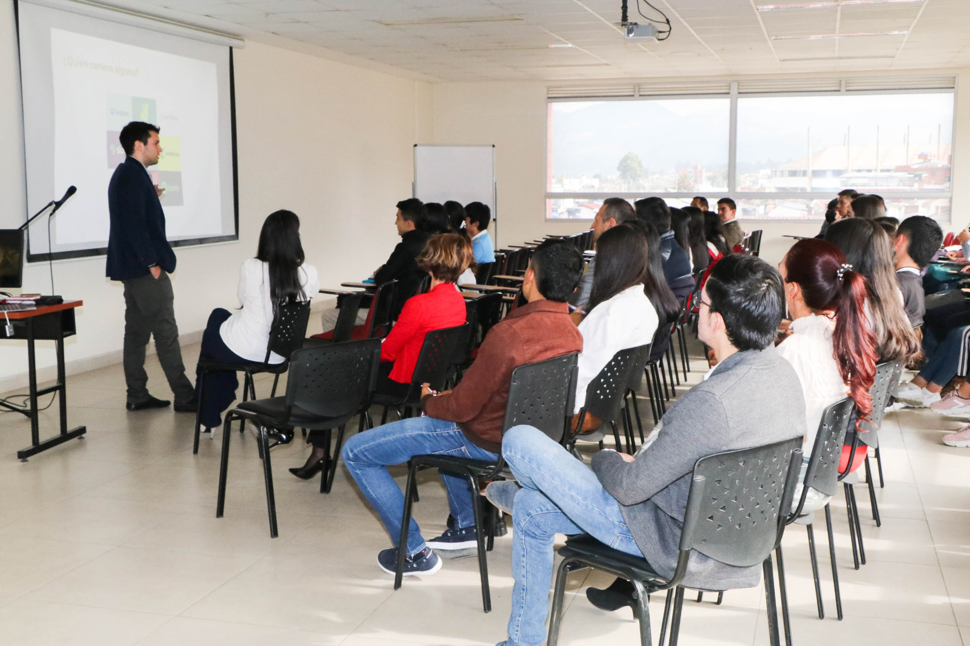 Presentación sobre innovación en una universidad